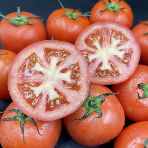 매일 아침 완숙 토마토 주스 한 잔으로 시작하는 건강한 변화