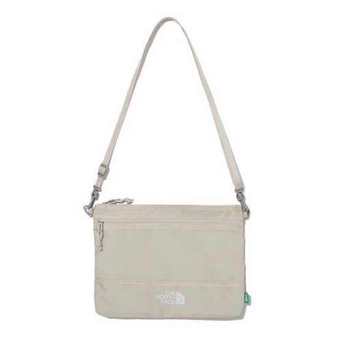 세련된 디자인과 실용성을 겸비한 데일리 백