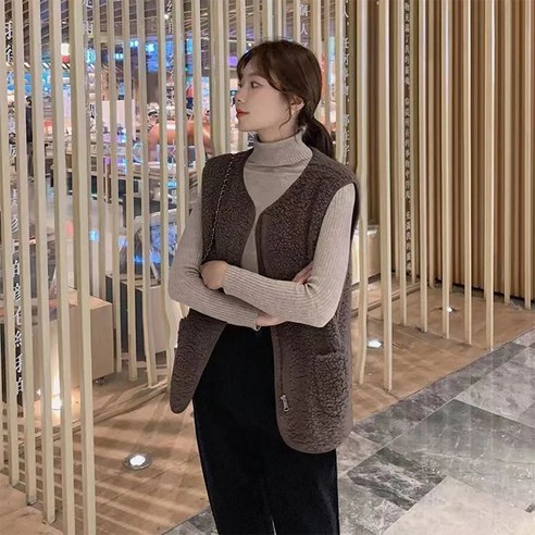 블리랑이 베이직 여성 후리스 양털 뽀글이 지퍼 조끼는 겨울철에 추천하는 따뜻하고 스타일리시한 상품입니다.