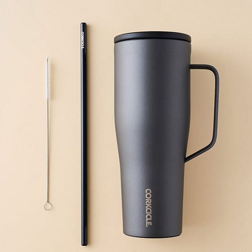 편리하고 내구성 있는 콕시클 텀블러로 하루 종일 수분을 유지하세요.