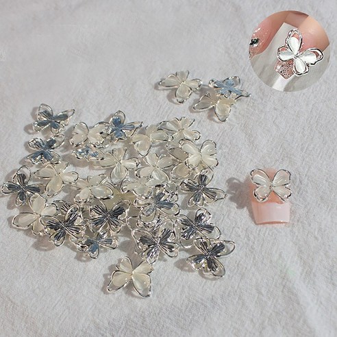 밋밋한 손톱, 화려하게 변신! ✨ 나만의 특별한 네일 아트를 완성하는 비법 공개 나비파츠