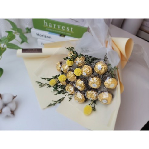 페레로로쉐 꽃다발 : 잊지 못할 행복의 순간을 선사하는 달콤한 선물