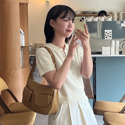 르아보네 [진훤 착용] YVONNE_BAG_CAMEL