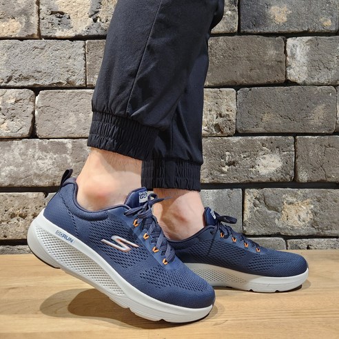 23년신상 스케쳐스BC 남성 봄.여름 발편한 런닝화 엘리베이트 충격흡수 통기성우수 워킹화 런닝 운동화 **NC부천**