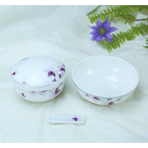 섬세한 아름다움이 깃든 식탁의 품격, 한국도자기 라일락 칠첩반상기