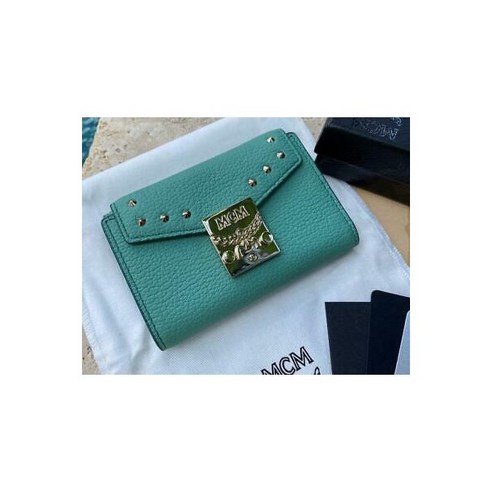 217536 MCM 엠씨엠 Patricia Park Avenue Studded 가죽 Credit 카드 지갑 MYA 9APA86 G7001
