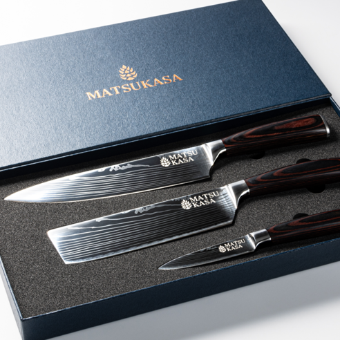 예술과 실용성을 겸비한 마츠카사 다마스커스칼, 주방을 빛내다.