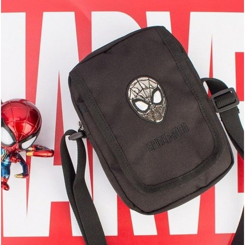 슈퍼히어로의 꿈을 담은 완벽한 어린이 크로스백
