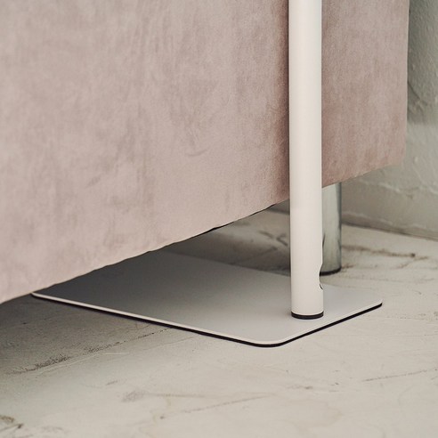 깔끔한 집을 위한 안전하고 조절 가능한 미니멀공간 빔프로젝터 틈새 히든거치대