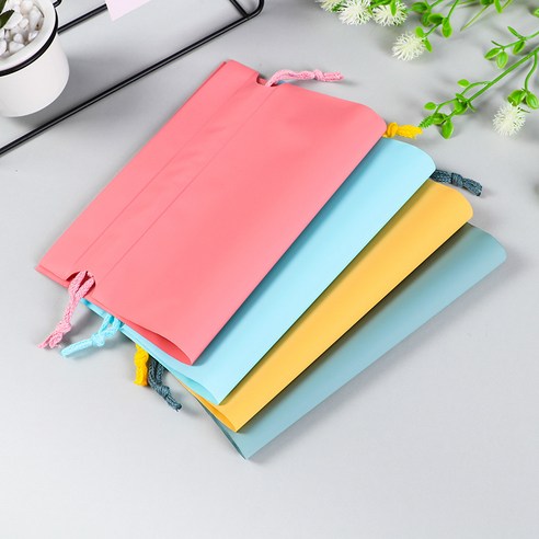 다목적이고 방수성이 뛰어난 R312 컬러 파우치: 집안과 여행에 필수적인 수납 솔루션