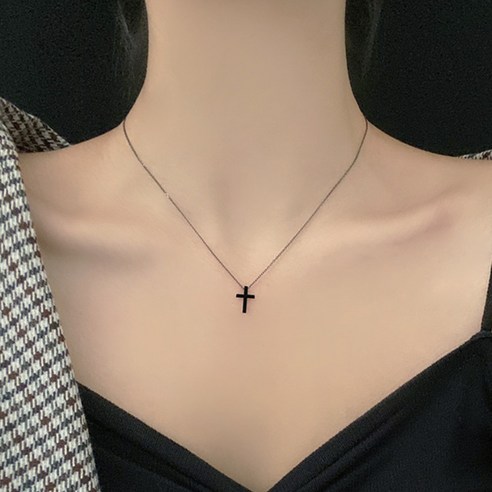 다왕 fZN200 검정 십자가 실체인 목걸이 [실버925도금]