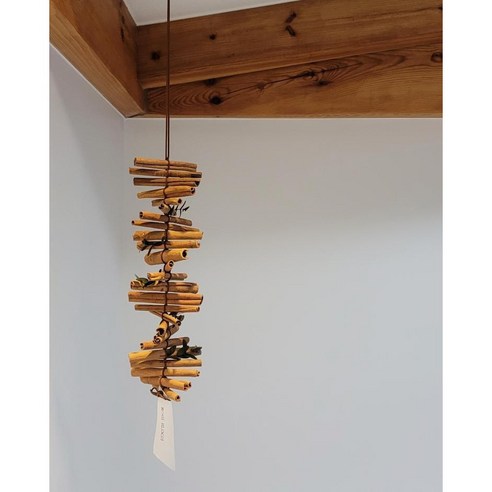 [로기블룸] 시나몬 모빌: 집을 더욱 아늑하게 향기롭게 하는 천연 보석