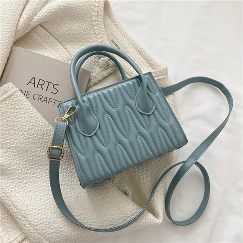 YAPOGI 여성 가방 YAPOGI 새로운 봄과 여름 패션 외국 스타일 어깨 가방 Crossbody 가방 작은 정사각형 가방 겨드랑이 가방 핸드백 YAPOGI
