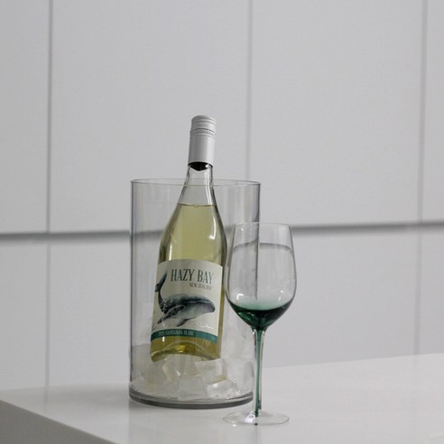 깨지지 않는 플라스틱 긴 원통 화병, 다양한 활용도와 선택의 폭