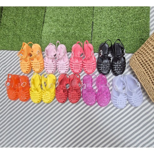 여름철 아이들 위한 완벽한 아쿠아슈즈