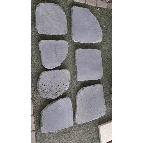 자연을 담은 발걸음, 레드조경 디딤석으로 꿈결 같은 정원을 완성하세요.