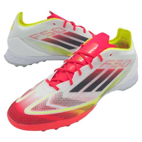 발끝으로 써내려가는 승리의 드라마, 아디다스 F50 프로 TF 풋살화