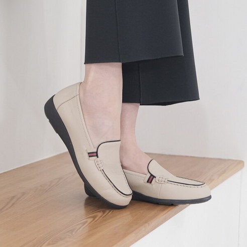 천연 소가죽의 우아한 매력, 올리 드라이빙 로퍼