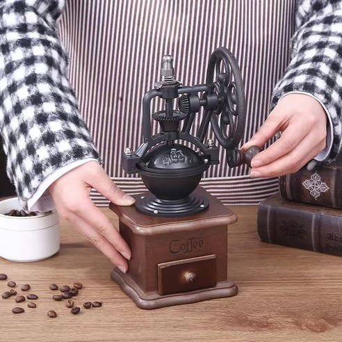 손에서 만나는 고전 미와 풍요로운 향: Titikong 앤티크 핸드 커피 그라인더