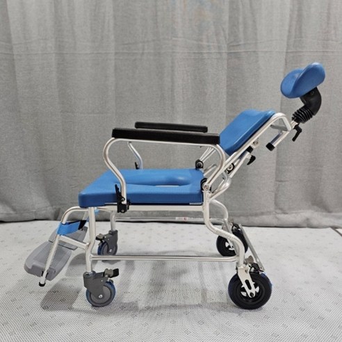 존엄을 지키는 편안함, 노인 환자 맞춤형 이동식 목욕 의자 목욕리프트