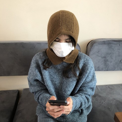 주디앤 똑딱이 버튼 심플 니트 바라클라바, 브라운