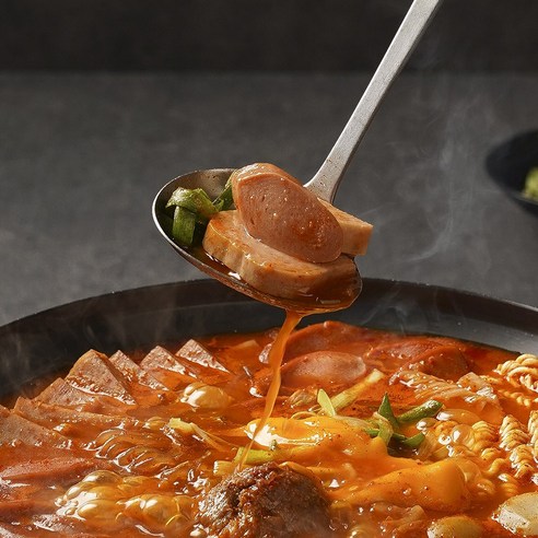 집에서 간편하게 즐기는 정통 부대찌개