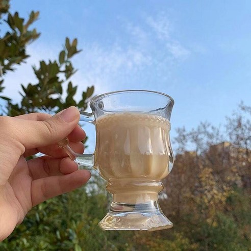 DFMEI 빈티지 컵 유리 컵을 돋을 새김을 받고 굽이 높은 잘생김 커피 심수병 컵 음료 밀크 티 컵이 있다., DFMEI 손잡이가 있는 투명 125Ml