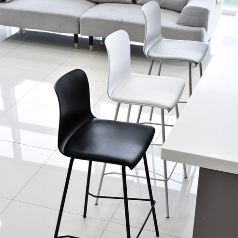 모던함과 편안함이 조화된 한샘X모빌리 디오 바체어 식탁의자