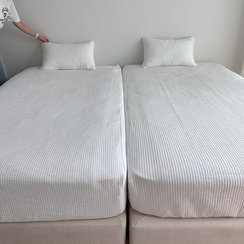 폭염 속 꿀잠을 선사하는 마법, 두잉썸 듀라론 수퍼냉감 올인원 일체형 누빔 매트리스커버 두잉썸올인원커버