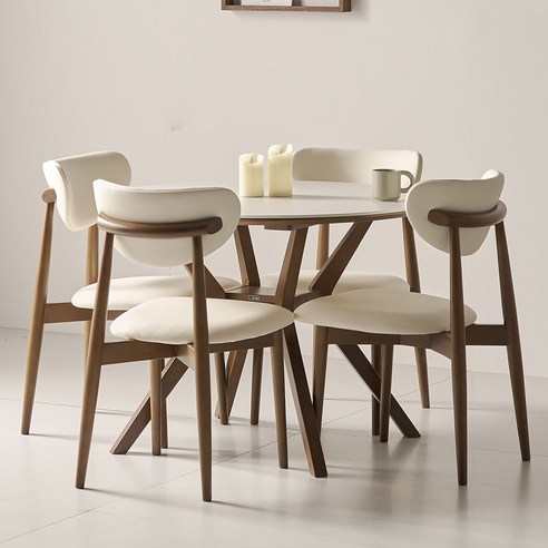 자연의 아름다움을 담은 세련된 식탁세트