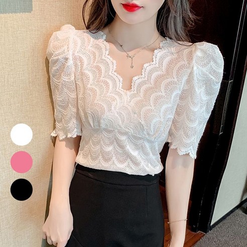 레이스의 매혹에 젖어드세요: JUSTFEELING 퍼프 브이넥 티셔츠