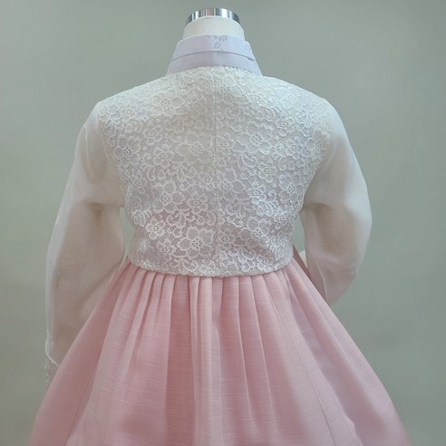 베이직 한복 치마: 전통의 아름다움과 현대적 편안함의 조화