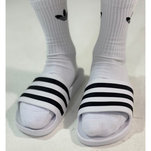다양한 장소에서 활약할 수 있는 아디다스 워터 슈즈 추천