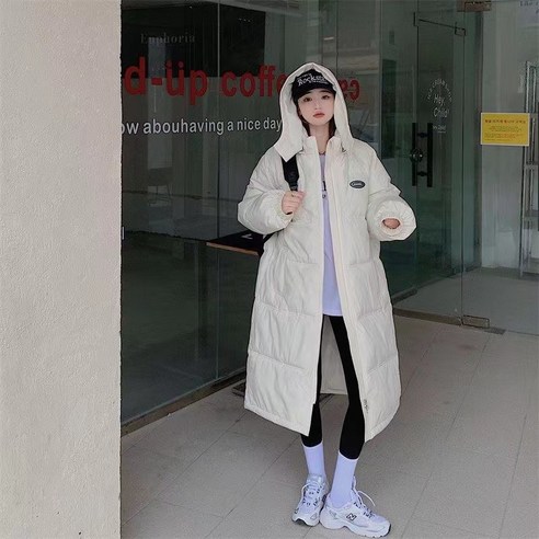 놀라운 할인율과 무료 배송으로 스타일리시한 패딩을 만나보세요