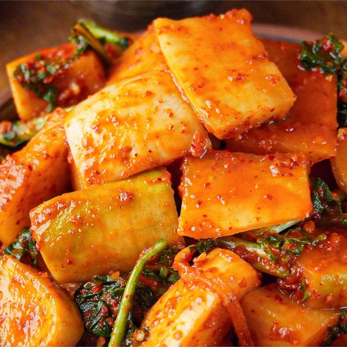 엄마 손맛 그대로! 100% 국내산 전라도 석박지로 맛있는 밥상을 완성하세요.