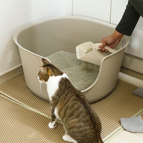 넉넉한 공간과 청소의 번거로움을 덜어주는 초대형 고양이 화장실