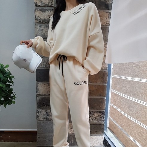 따뜻하고 세련된 겨울 필수 아이템: 상상그이상 여성용 맨투맨 조거팬츠 세트