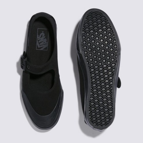 시대를 초월하는 클래식 메리 제인, 당신의 스타일을 완성하세요.