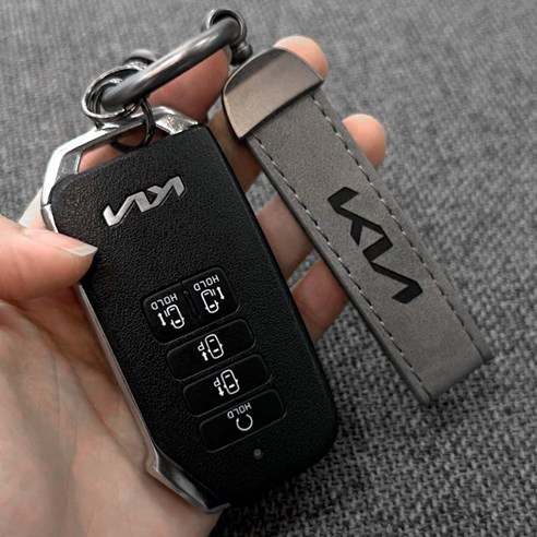 고품질, 맞춤 각인, 편리성, 세련된 스타일을 갖춘 커스텀프로 자동차 키링으로 핵심과 소지품을 편안하고 독특하게 관리하세요.