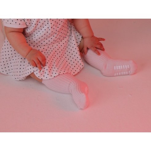 예삐 유아용 양말: 사랑스러운 디자인과 편안함으로 우리 아이 발에 행복을 더하다