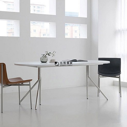 시간을 초월하는 우아함, 보컨셉 오타와 디자인 테이블