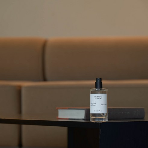 상쾌하고 따뜻한 과일향의 상탈33 센트올로지 오드퍼퓸
