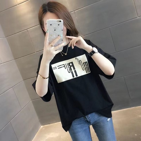 여름 빠르게 다가오는데, 센스있는 여성 룩 연출하고 싶을 땐?
