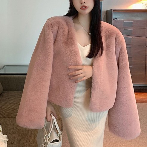 디아리스 고퀄리티 크롭 페이커 여성 퍼자켓