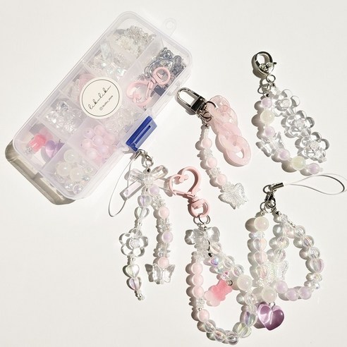 나만의 비즈 키링으로 밋밋한 일상에 특별한 개성을 더하세요!