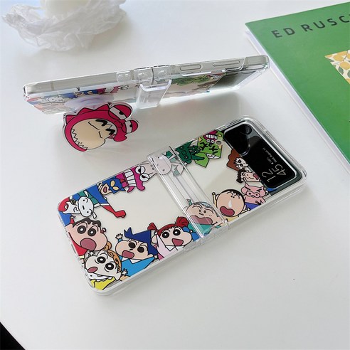 견고하고 실용적인 갤럭시 Z 플립3 캐릭터 케이스