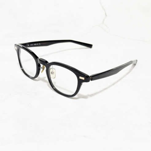 섬세한 균형미가 돋보이는 데일리 아이웨어, 포나인즈 AP-31 블랙