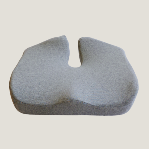 엉덩이 통증과 꼬리뼈 통증을 위한 편안함과 지원