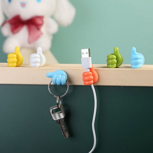 깔끔하고 편안한 작업공간을 위한 데일리퍼블릭 엄지 충전기 전선 케이블 정리 홀더 걸이