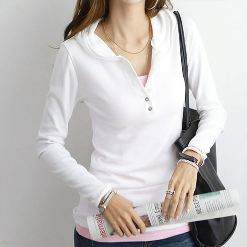 신축성 좋고 슬림해보이는 스포티한 후드티셔츠